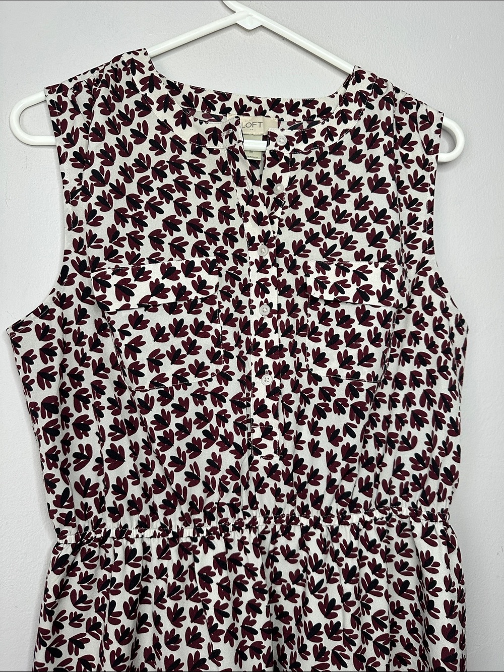 Loft Sleeveless White Dress with Burgundy Leaf Print size M - Picture 2 of 6